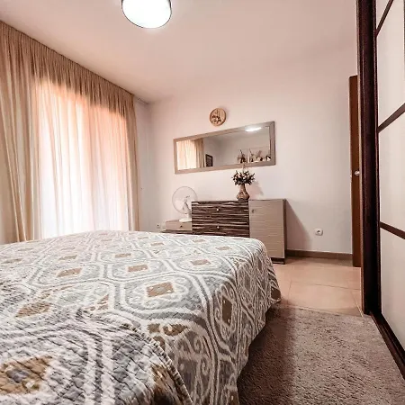 Beautiful 1 Bedroom In Mar, Pm101