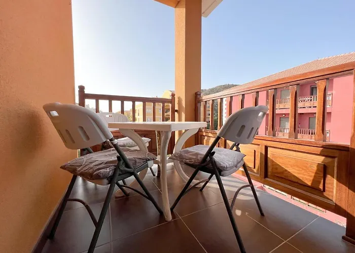 Beautiful 1 Bedroom In Mar, Pm101 *