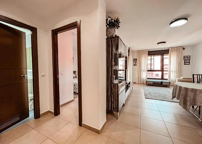 Beautiful 1 Bedroom In Mar, Pm101