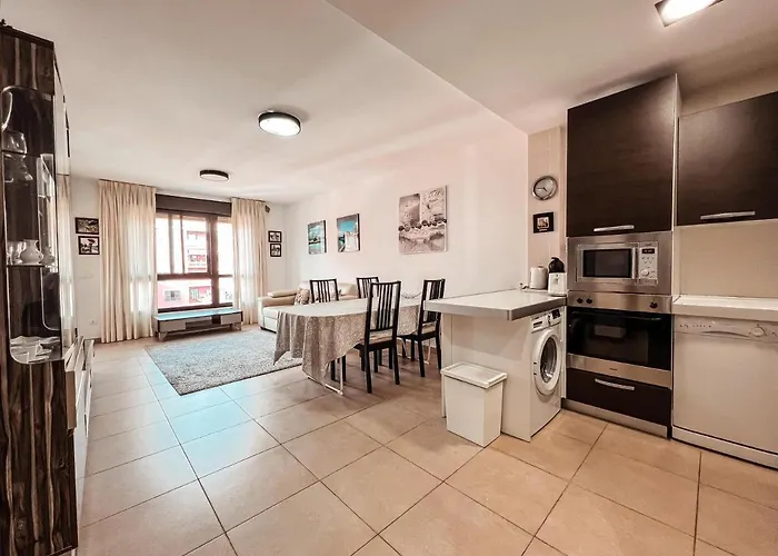 Beautiful 1 Bedroom In Mar, Pm101 *