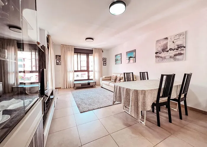 아파트 Beautiful 1 Bedroom In Mar, Pm101