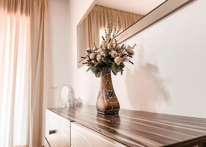 Beautiful 1 Bedroom In Mar, Pm101 팔름-마르